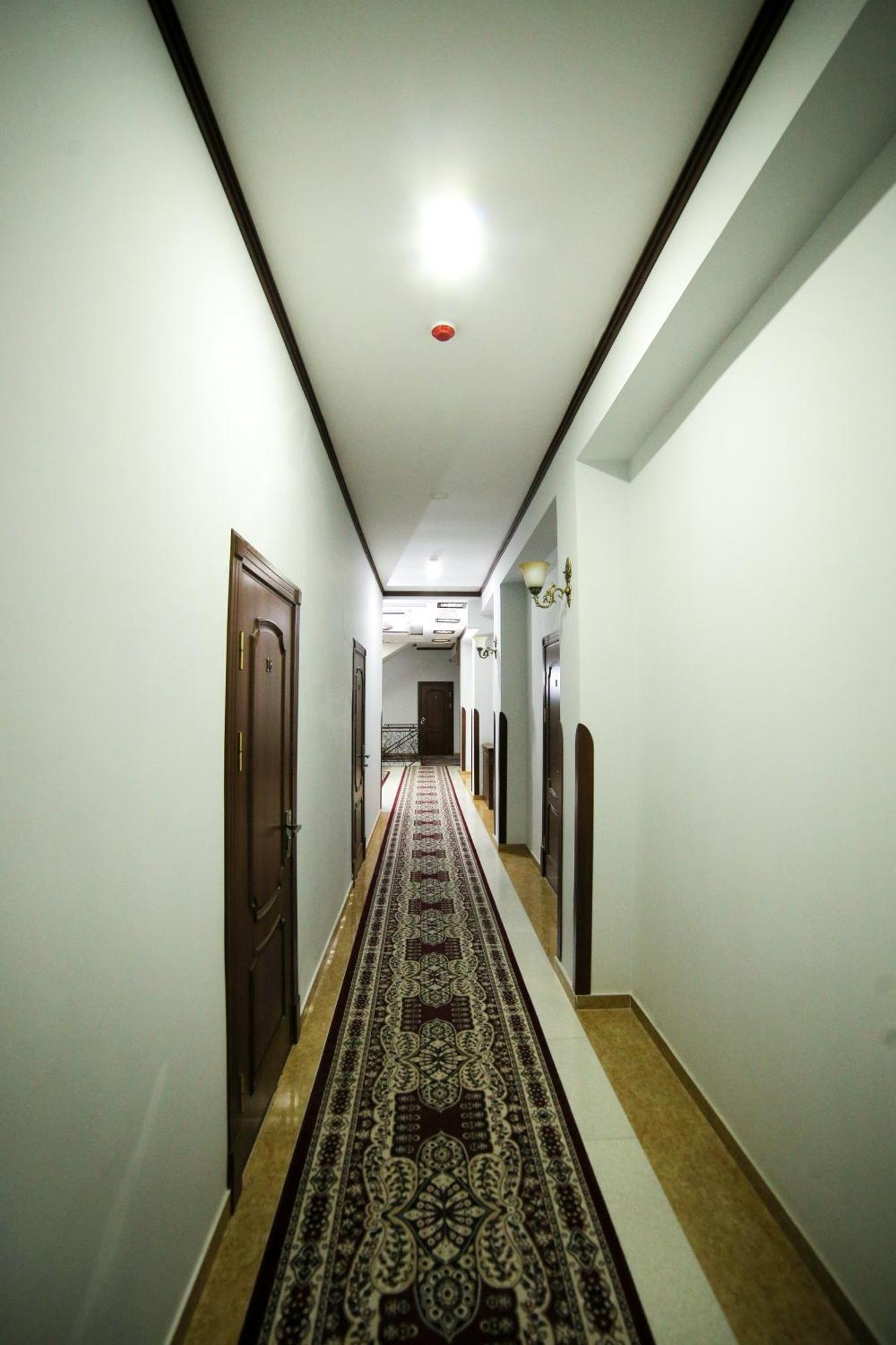 Sarbon Hotel Khiva Extérieur photo