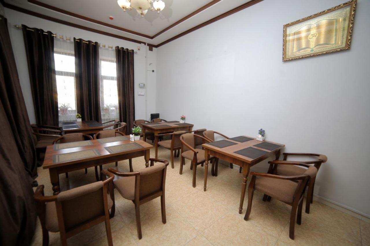 Sarbon Hotel Khiva Extérieur photo