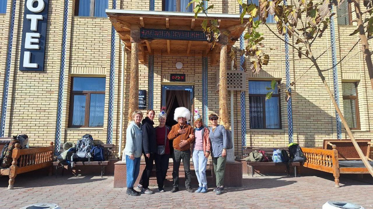 Sarbon Hotel Khiva Extérieur photo